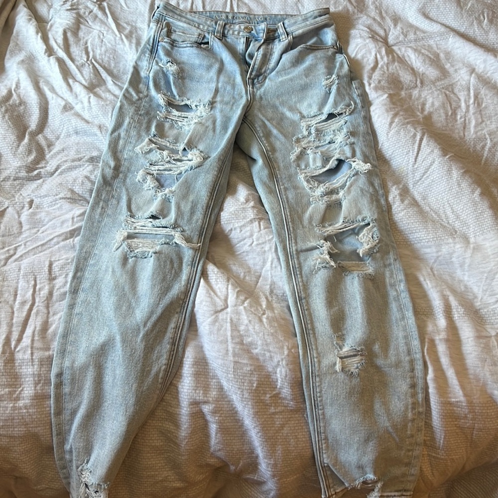 American Eagle mom jeans